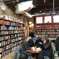 Photo taken at Kibbitznest Books, Brews &amp;amp; Blarney by Crystal P. on 4/14/2018