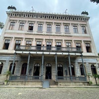 Photo taken at Museu da República (Palácio do Catete) by Flavia Z. on 10/14/2022
