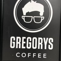 Foto tomada en Gregorys Coffee  por Ron L. el 1/23/2019