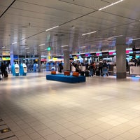 Photo taken at KLM Check-in by Ad V. on 3/10/2018