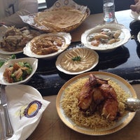 Photo taken at Al-Sakhra Restaurant مطعم الصخرة by Abdulaziz M. on 11/12/2014
