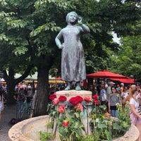 Photo taken at Viktualienmarkt by Guido A. on 7/27/2019
