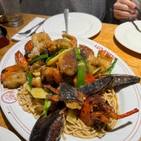 Photo taken at Honey Court Seafood by Sophie Guangji W. on 11/30/2023