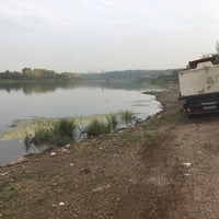 Photo taken at Река Белая (у Парка Победы) by Tafuin on 8/18/2021