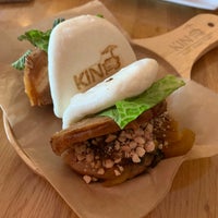 Das Foto wurde bei Kin Asian Street Food von Jerry C. am 5/3/2019 aufgenommen