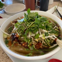 Photo taken at Basilic Vietnamese Grill by Jerry C. on 3/17/2020