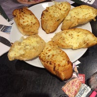 Photo taken at Pizza Hut by Pauline H. on 6/3/2016