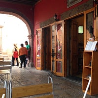 รูปภาพถ่ายที่ Restaurant del Jardín โดย David N. เมื่อ 10/1/2014