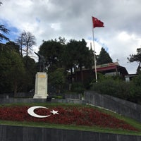 Photo taken at Şelale Park Cafe by 🇹🇷KöRFEZLi 🇹🇷 on 10/9/2016