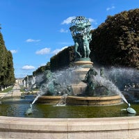 Photo taken at Jardin des Grands Explorateurs Marco Polo et Cavelier-de-la-Salle by Chris C. on 9/11/2021