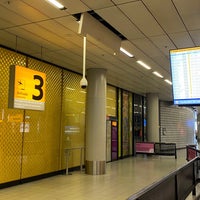 Photo taken at Arrivals 3 by Chris C. on 12/9/2023