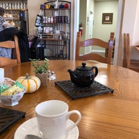 Das Foto wurde bei Queen&amp;#39;s Cuisine Tea Room von Meral K. am 10/24/2018 aufgenommen