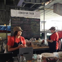 10/14/2012 tarihinde Matt J.ziyaretçi tarafından Lonestar Taco'de çekilen fotoğraf