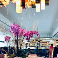5/1/2019 tarihinde Azeem A.ziyaretçi tarafından VIVI Restaurant &amp;amp; Bar'de çekilen fotoğraf