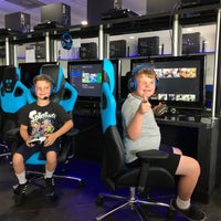 Foto scattata a Gamers HQ da Anjanette W. il 7/21/2018