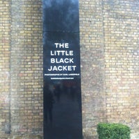 Photo taken at Saatchi Gallery-The LIttle Black Jacket by Lia on 11/4/2012