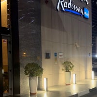 Photo taken at The Radisson Blu Residence, Dubai Marina by Nour ♍. on 8/10/2023