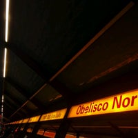 Photo taken at Metrobus - Estación Obelisco Norte by Diego C. on 4/19/2017