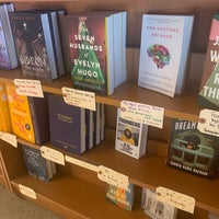 Das Foto wurde bei The Astoria Bookshop von Caitlin am 1/9/2020 aufgenommen