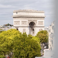 Das Foto wurde bei InterContinental Paris - Champs-Elysées Etoile von Maeva C. am 3/13/2023 aufgenommen