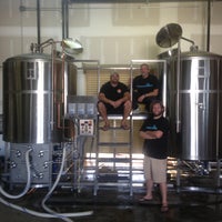 Foto scattata a JDub&amp;#39;s Brewing Company da JDub&amp;#39;s Brewing Company il 4/7/2014