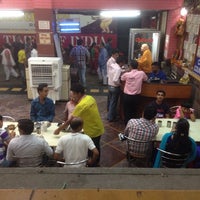 Photo taken at Chotiwala Restaurant by Yana N. on 5/17/2014