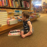 Photo taken at Barnes &amp;amp; Noble by Alison F. on 5/27/2016