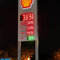 Photo taken at Shell by Kevin Tyler B. on 10/24/2023