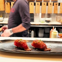 Photo taken at Sushi Dokku by Kevin Tyler B. on 9/18/2022