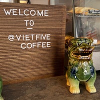 Foto diambil di Vietfive Coffee - Chicago oleh Kevin Tyler B. pada 8/27/2022