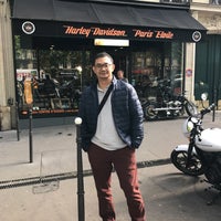 Photo taken at Harley Davidson Étoile by Harry on 5/13/2017