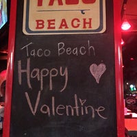 Foto tomada en Taco Beach - Pine Ave.  por Patrick Dulter C. el 2/15/2017