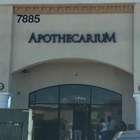 Foto tirada no(a) The Apothecarium - Cannabis Dispensary por Jessica W. em 6/20/2018