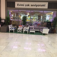 Photo taken at Koçtaş by M Tarık Ö. on 9/18/2018
