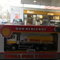 Photo taken at Shell by Ivan V. on 10/29/2020
