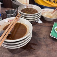 Photo taken at Rue Thong Boat Noodle by PINTREE on 8/18/2023