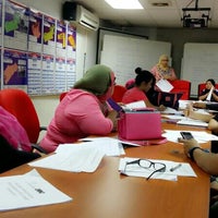 Pejabat Umno Wangsa Maju Meeting Room In Wardieburn Camp