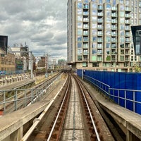 Photo taken at Tower Gateway DLR Station by Ilkka P. on 7/31/2022