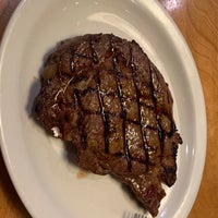 Photo taken at Texas Roadhouse by Paul C. on 11/12/2019