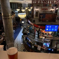 Foto diambil di The Crosse Keys (Wetherspoon) oleh Graham R. pada 2/16/2020