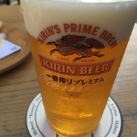 Photo taken at キリン 一番搾りガーデン Brewer&amp;#39;s Spirit 東京店 by Takashi on 9/22/2015