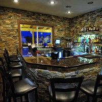 Das Foto wurde bei Oceanside Beach Bar and Grill von Oceanside Beach Bar and Grill am 4/11/2014 aufgenommen