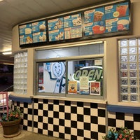 Photo taken at Shake&amp;#39;s Frozen Custard by Gavin A. on 11/9/2019