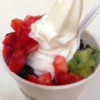 Photo taken at Pinkberry by Janet K. on 6/1/2013