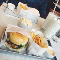 Photo taken at Phil&amp;#39;s Burger by Liuza K. on 3/7/2015