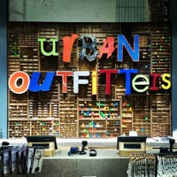Urban Outfitters - Clothing Store in Stadsdeel Centrum