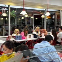 Photo taken at In-N-Out Burger by Mike R. on 10/2/2022