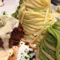 4/21/2013 tarihinde Leonardo B.ziyaretçi tarafından Restaurante Bella Napoli'de çekilen fotoğraf