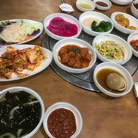 Photo taken at Ju Shin Jung Korean Charcoal BBQ by Siewboon T. on 11/8/2020