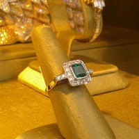 Photo taken at Margulis Jewelers by Ryan T. on 12/28/2012